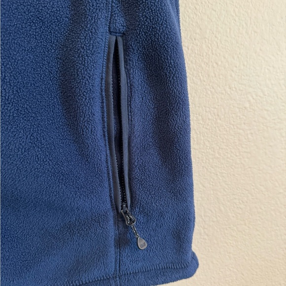Vineyard Vines Men’s navy Medium Sweater Fleece Vest - Picture 7 of 15